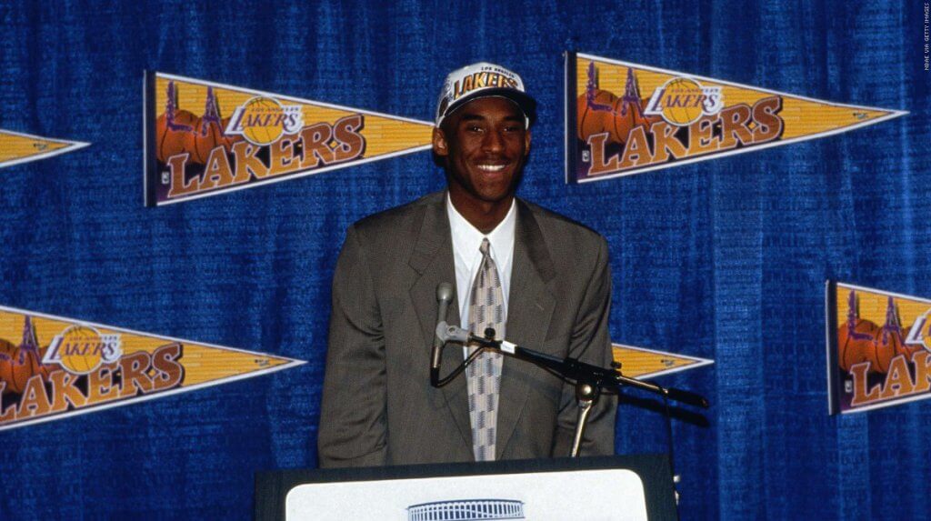 Kobe Bryant llegó a la institución de los Lakers en 1996.